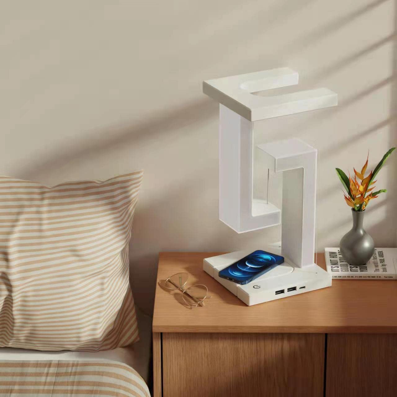 Virex LevitaCharge Balance Lamp